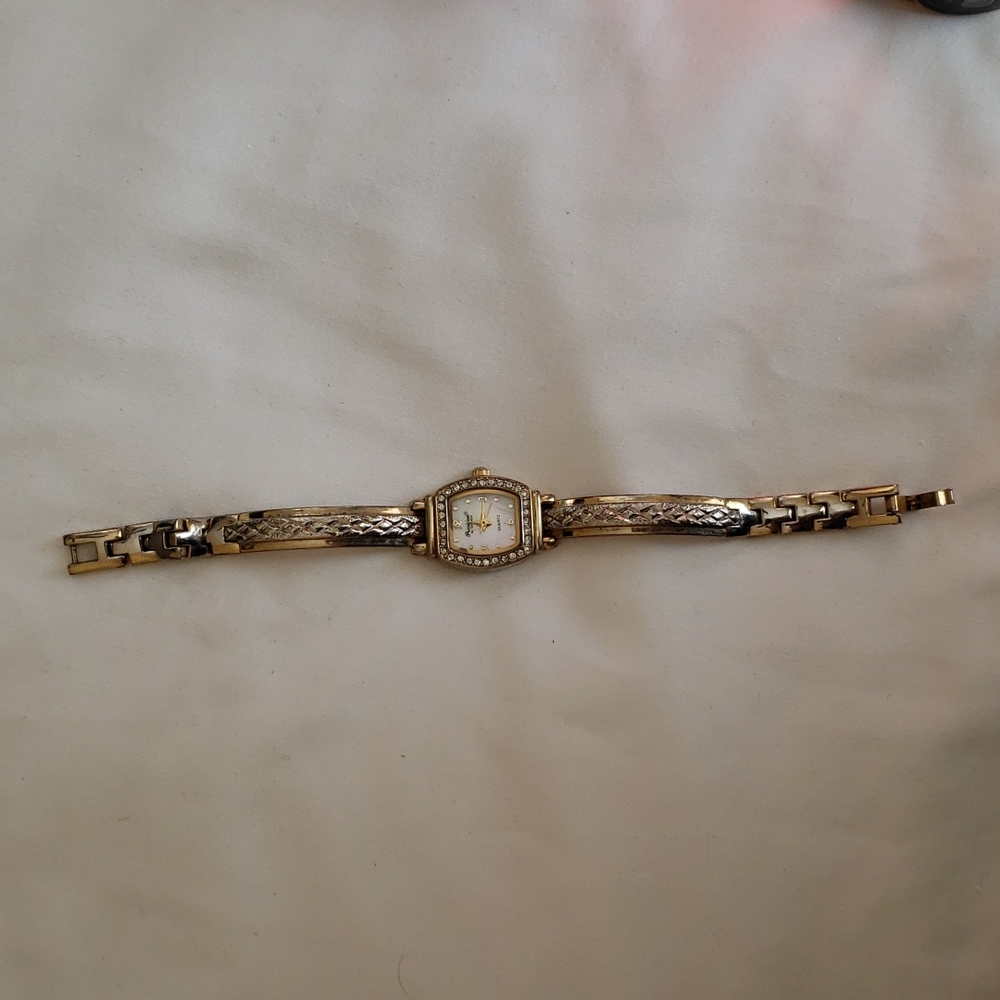 Precision by Gruen Quartz Watch - Picture 3 of 9